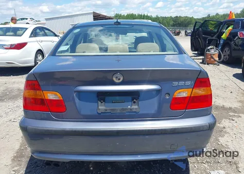 2004 BMW 325I из США, поврежденный, VIN WBAET374X4NJ81735